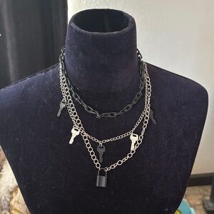 ROMWE Lock & Key Layered Chain Necklace